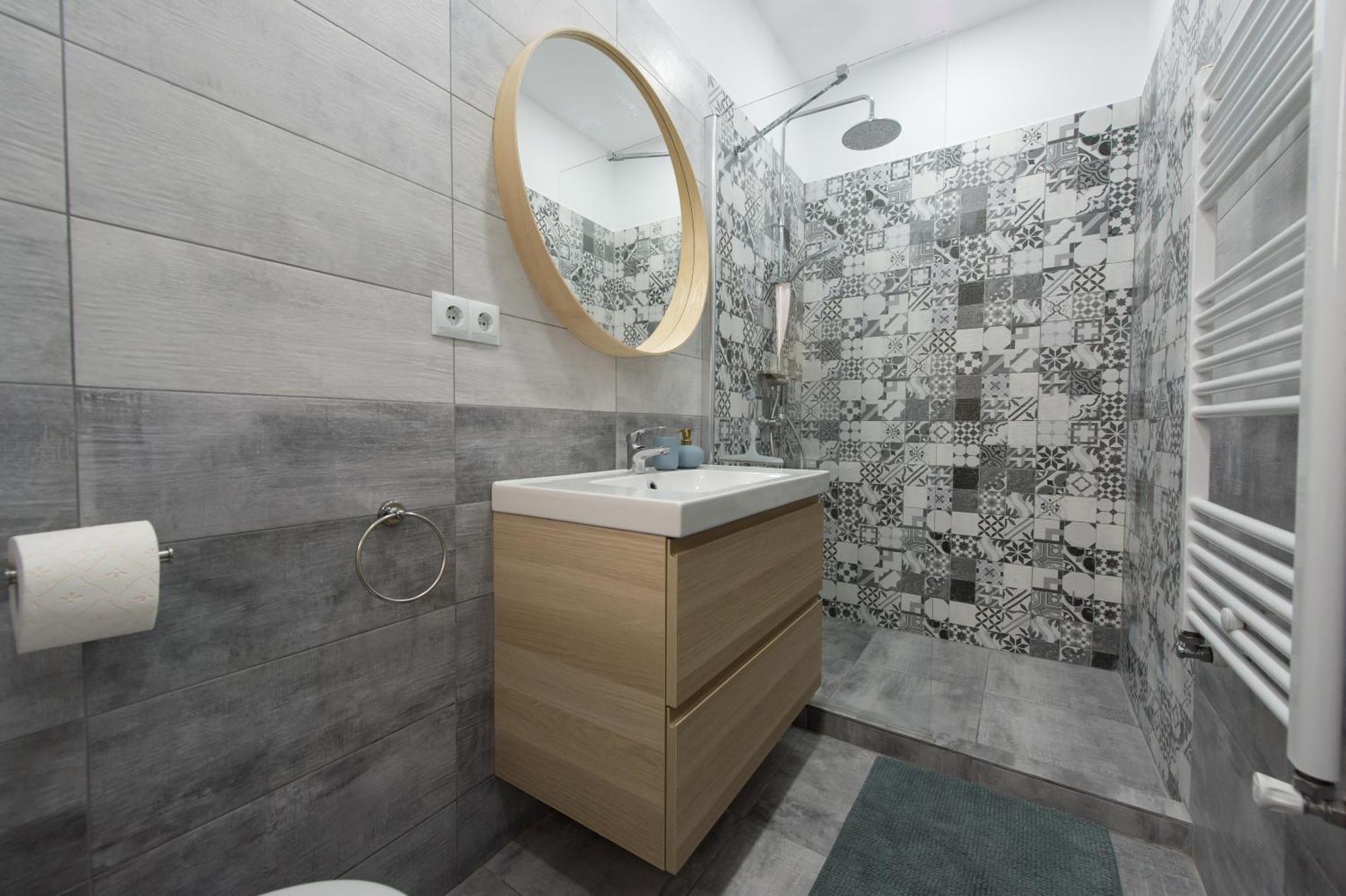 Gorgeous Brasov Flat With Patio And Mountain Views Apartment Exterior foto